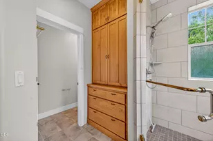 2723 NW Havre Ct, Bend, OR 97703 - Photo 43