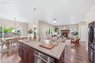 3024 NE Flagstone Avenue, Bend, OR 97701 - Photo 5
