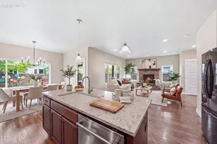 3024 Northeast Flagstone Avenue, Bend, OR 97701 - Photo 5