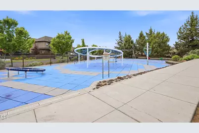 3024 NE Flagstone Avenue, Bend, OR 97701 - Photo 29