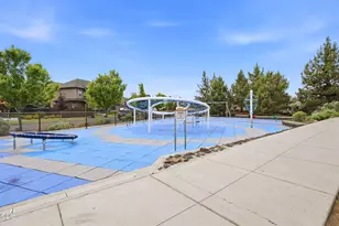 3024 Northeast Flagstone Avenue, Bend, OR 97701 - Photo 29