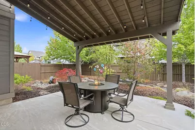 3024 NE Flagstone Avenue, Bend, OR 97701 - Photo 23