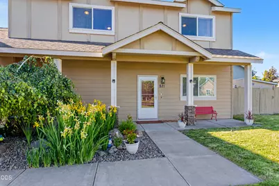 821 Quail Point Drive, Klamath Falls, OR 97601 - Photo 3