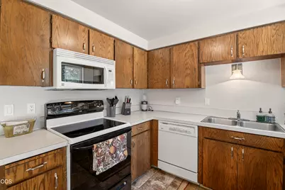 15059 Bridle, Sisters, OR 97759 - Photo 11