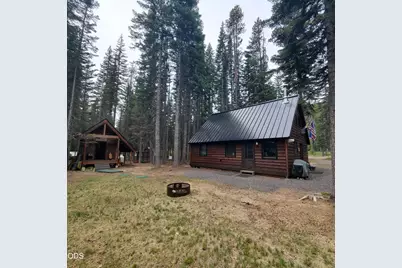 24 Diamond Lake Loop, Chemult, OR 97731 - Photo 1