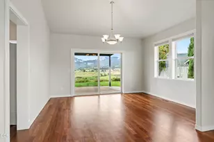 825 Amerman Dr, Phoenix, OR 97535 - Photo 13