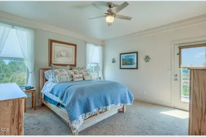 60900 Jennings Road, Bend, OR 97702 - Photo 15