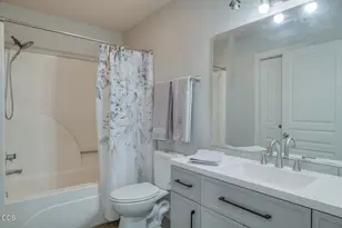 60900 Jennings Rd, Bend, OR 97702 - Photo 19