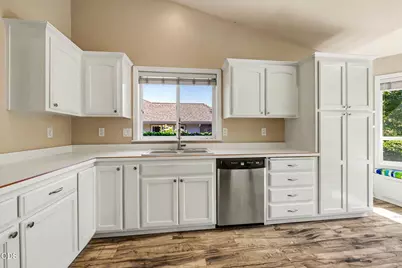 935 Cypress Point Loop, Ashland, OR 97520 - Photo 13
