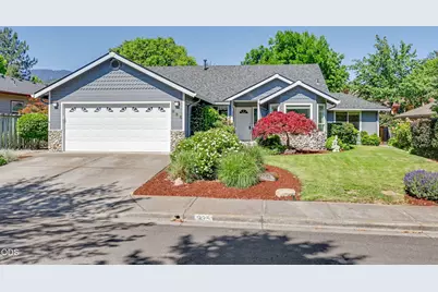 935 Cypress Point Loop, Ashland, OR 97520 - Photo 33