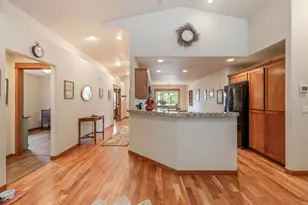 2354 NW Summerhill Dr, Bend, OR 97703 - Photo 7