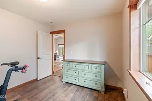 2354 NW Summerhill Dr, Bend, OR 97703 - Photo 21