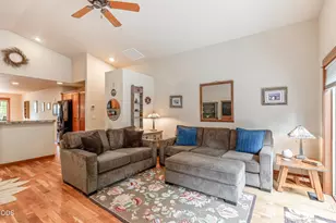 2354 NW Summerhill Dr, Bend, OR 97703 - Photo 5