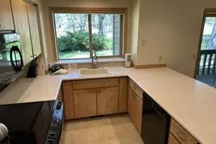 57377 Beaver Ridge Loop, Sunriver, OR 97707 - Photo 13
