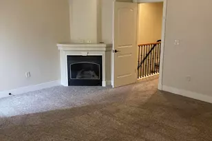 1262 Fruitdale Dr, Grants Pass, OR 97527 - Photo 9