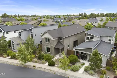 61066 SE Sydney Harbor Drive, Bend, OR 97702 - Photo 27