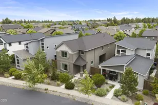 61066 SE Sydney Harbor Dr, Bend, OR 97702 - Photo 27