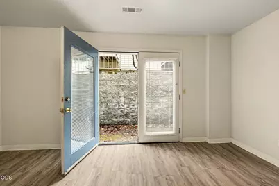 360 Glenn Street, Ashland, OR 97520 - Photo 3