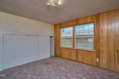 11 S Platt Avenue, Eagle Point, OR 97524 - Photo 13