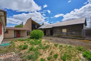 11 S Platt Ave, Eagle Point, OR 97524 - Photo 27