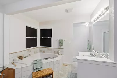 1317 NW Prospect Avenue, Grants Pass, OR 97526 - Photo 27