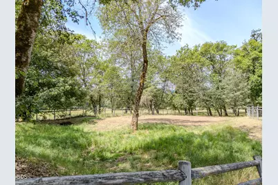 7833 Lower River Road, Grants Pass, OR 97526 - Photo 107