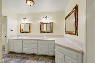 7833 Lower River Road, Grants Pass, OR 97526 - Photo 23