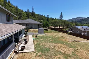 10 Quail Run Dr, Shady Cove, OR 97539 - Photo 41