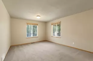 10 Quail Run Dr, Shady Cove, OR 97539 - Photo 15