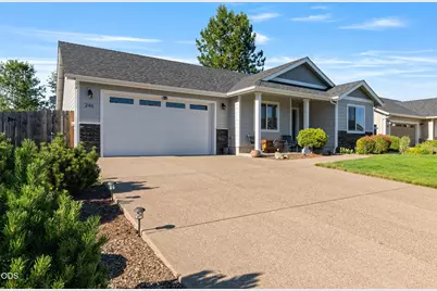 246 Retirement Lane, Cave Junction, OR 97523 - Photo 1
