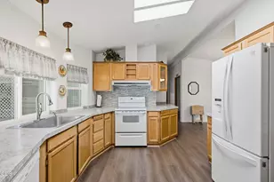 125 NW Wrightwood Cir, Grants Pass, OR 97526 - Photo 9