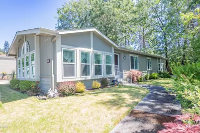 125 NW Wrightwood Circle, Grants Pass, OR 97526 - Photo 1