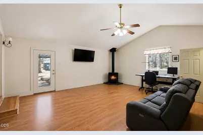 60315 Tekampe Road, Bend, OR 97702 - Photo 29