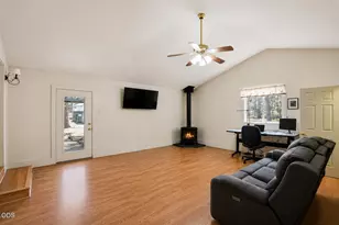 60315 Tekampe Rd, Bend, OR 97702 - Photo 29