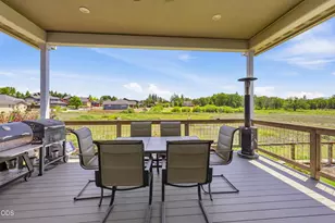 37 Terra Linda Ct, Eagle Point, OR 97524 - Photo 9