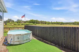 37 Terra Linda Ct, Eagle Point, OR 97524 - Photo 17