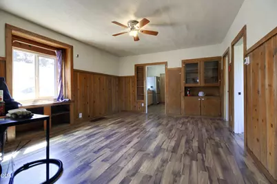 705 N 8th, Klamath Falls, OR 97601 - Photo 5