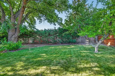 2334 Black Oak Way, Ashland, OR 97520 - Photo 33