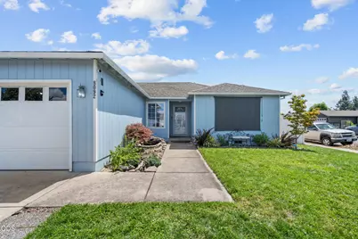8092 Abbey Road, White City, OR 97503 - Photo 3
