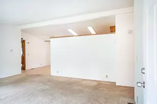 60245 Lakeview Dr, Bend, OR 97702 - Photo 9