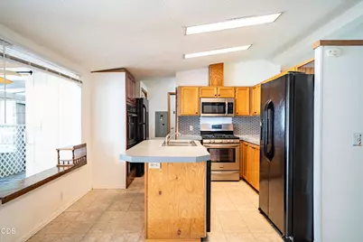 60245 Lakeview Drive, Bend, OR 97702 - Photo 11