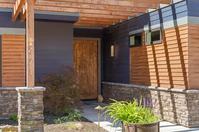471 E Diamond Peak Avenue, Sisters, OR 97759 - Photo 5