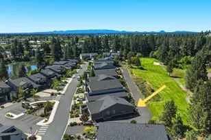 2627 NW Rippling River Ct, Bend, OR 97703 - Photo 5