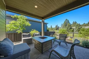 2627 NW Rippling River Ct, Bend, OR 97703 - Photo 27