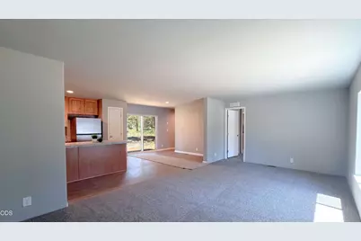 16164 Leona Lane, La Pine, OR 97739 - Photo 9