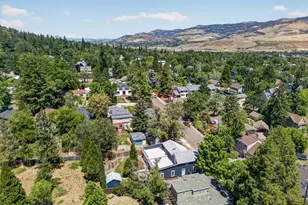 117 High St, Ashland, OR 97520 - Photo 51