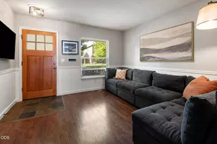 21370 NE Pecoraro Loop, Bend, OR 97701 - Photo 3