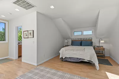 13587 Or-238, Jacksonville, OR 97530 - Photo 91
