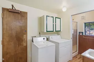 409 NW Dimmick St, Grants Pass, OR 97526 - Photo 17