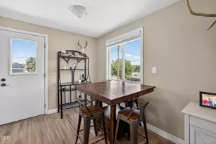 136 SE G St, Madras, OR 97741 - Photo 5